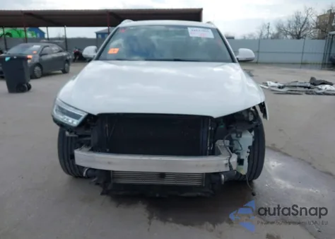 2016 Audi Q3 2.0T Premium Plus z USA, uszkodzony, nr VIN WA1GFCFSXGR012826